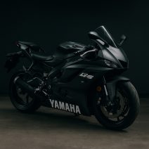 Motoros matricák – tuning, logó és sport dekoráció